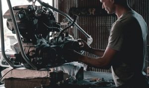 motorbike mechanic Windella